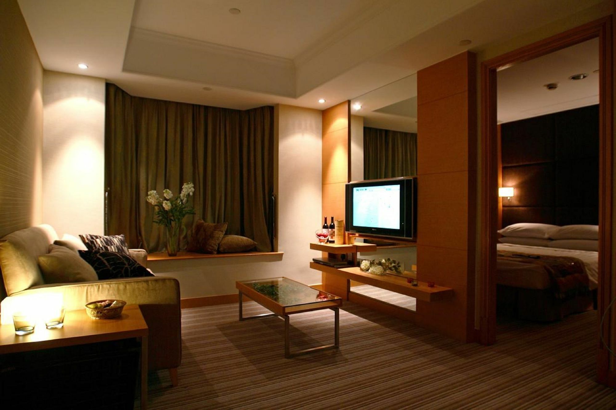 Two Macdonnell Road Aparthotel Hong Kong Ngoại thất bức ảnh