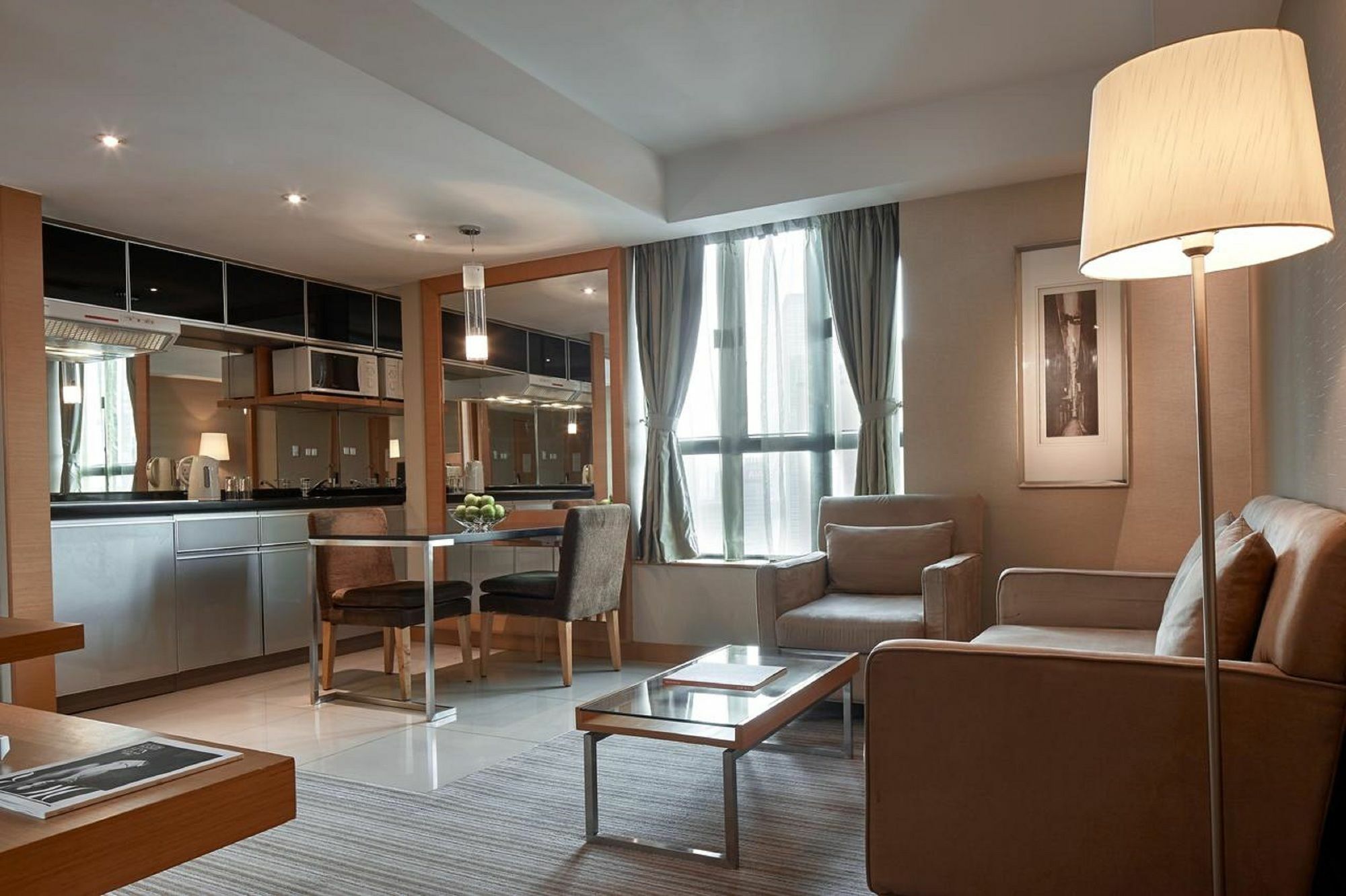Two Macdonnell Road Aparthotel Hong Kong Ngoại thất bức ảnh