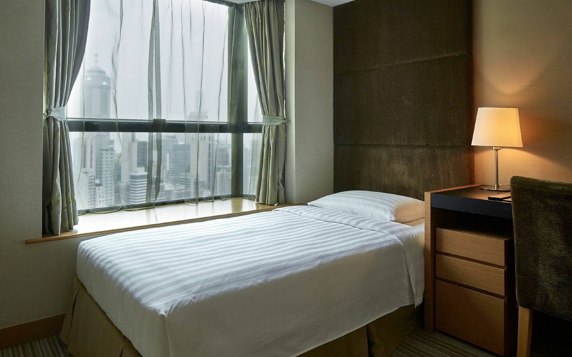 Two Macdonnell Road Aparthotel Hong Kong Ngoại thất bức ảnh